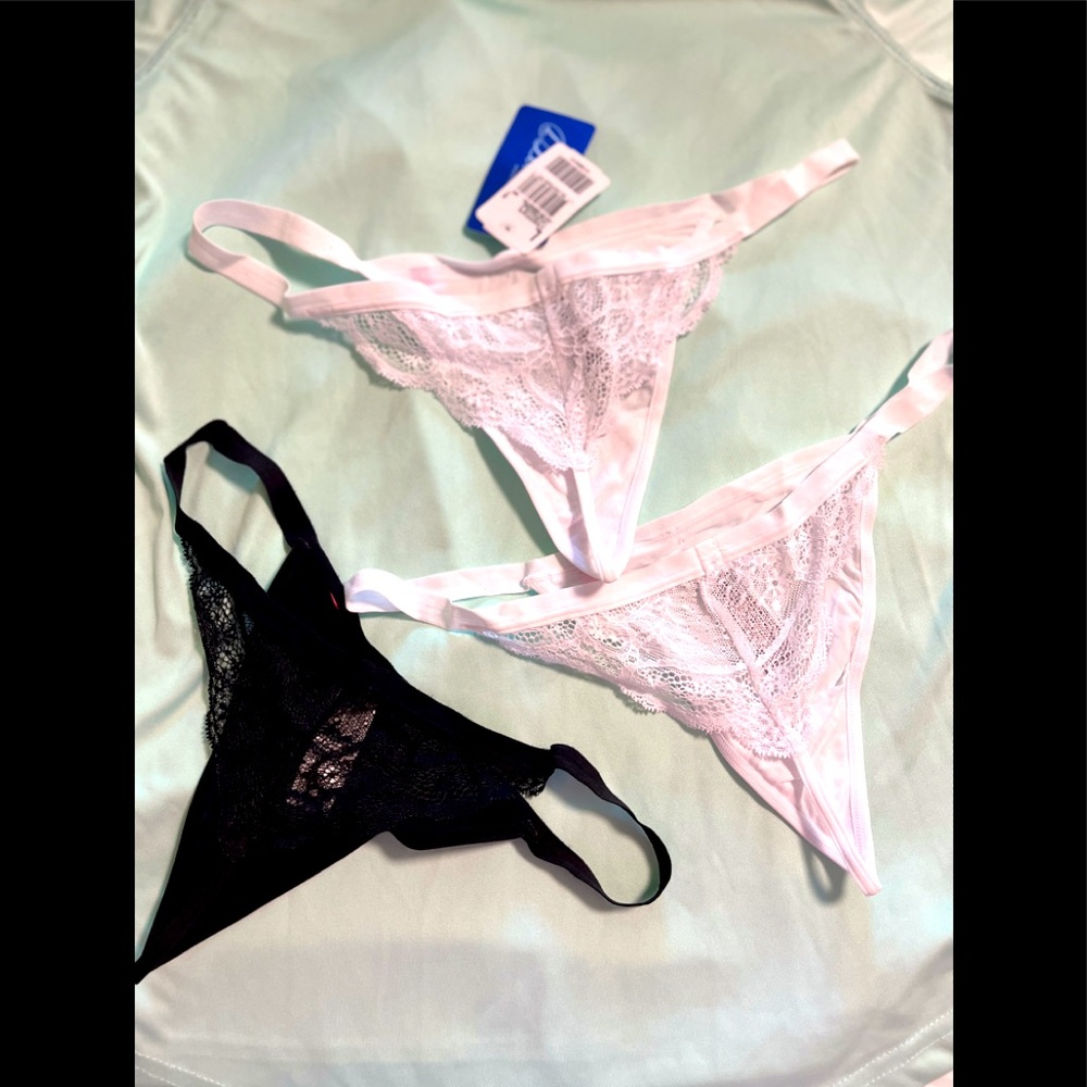 V string panties